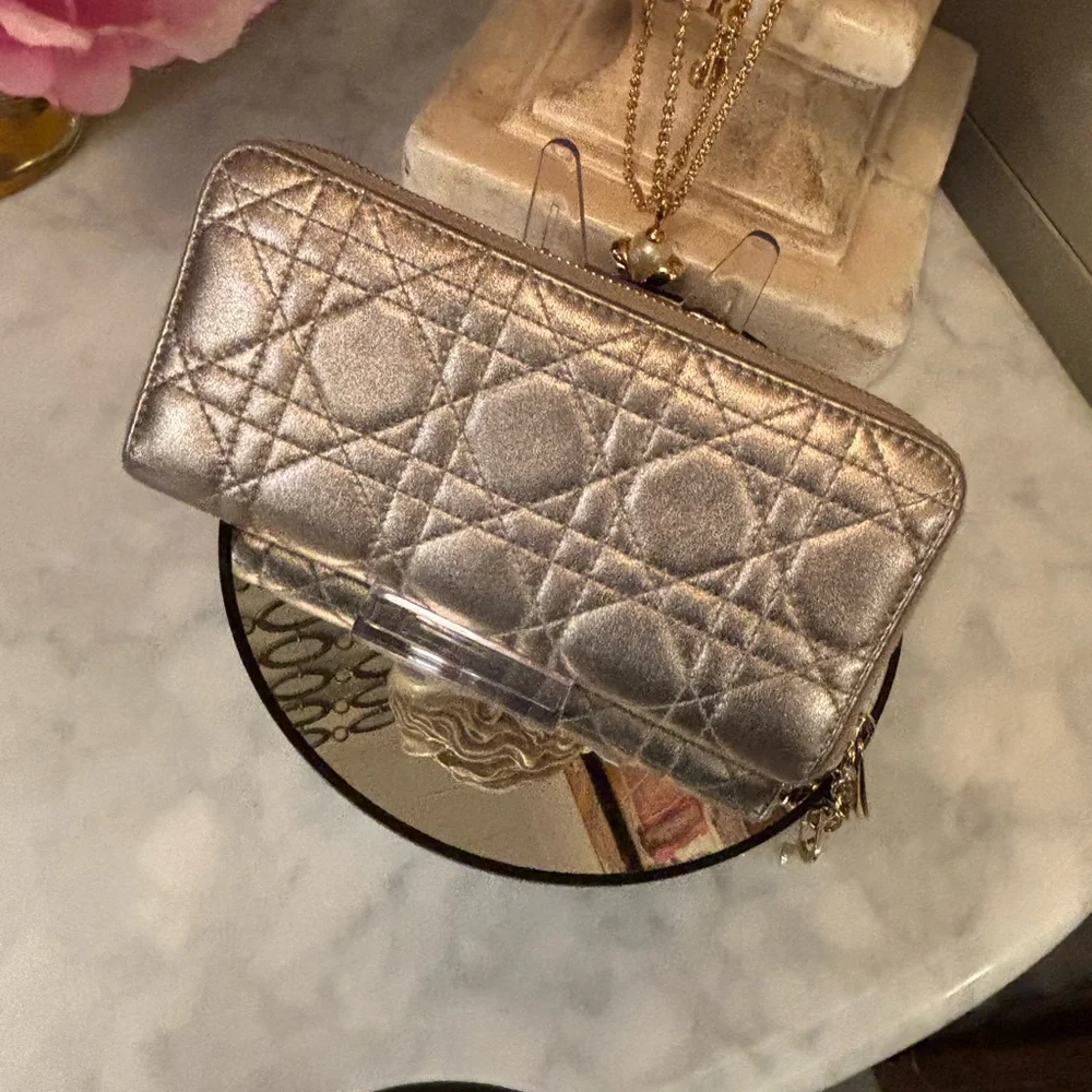 Gorgeous EUC Christian Dior Gold Quilted Cannage Long Wallet w Sig Charm Pull
